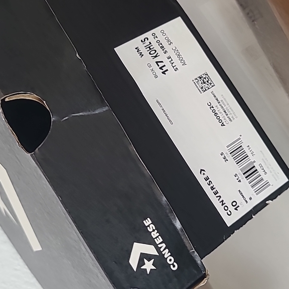 NIB Converse cream leather high top platform sneakers size 10 - Picture 2 of 13